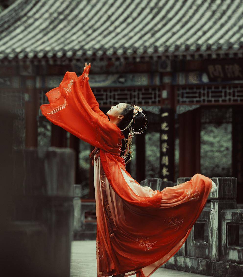 历史上三大舞蹈美人:一生不孕,姿色倾国,却没有一个善终_西施_赵飞燕