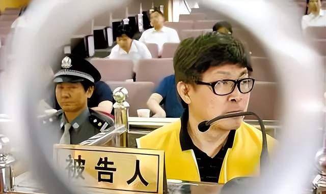 案例贪官杨枫:贪污受贿,因情妇争风吃醋被拉下马,被判十年