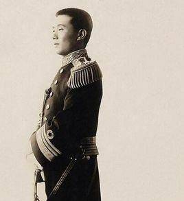 花国大总统富老六美人计,拖住毕军长 杜月笙:原来也是好色之人