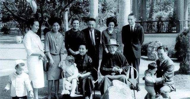 蒋孝勇想将"两蒋"移灵大陆后,公开严斥说了两句话,让世人唏嘘
