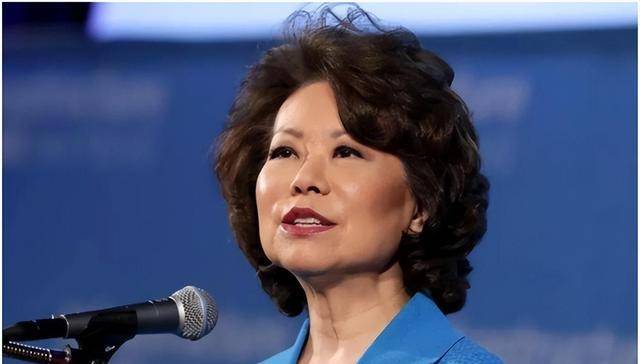 赵小兰:美国首位华人女将军,却高调捍卫美国尊严,背后有何故事