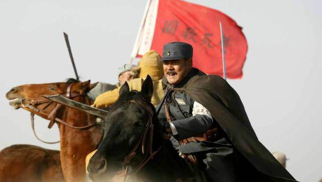 1934年,吉鸿昌端坐太师椅坦然接受枪刑,只遗憾:没看到抗战胜利_蒋介石