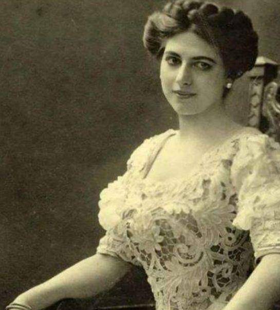 一战中国男人吃苦耐劳又节俭,与德国厮杀,战后还被法国美女疯抢