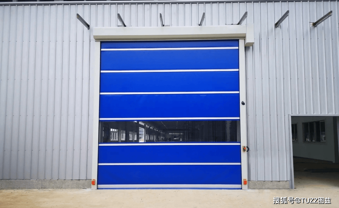 透明材料的pvc帆布快速卷帘门