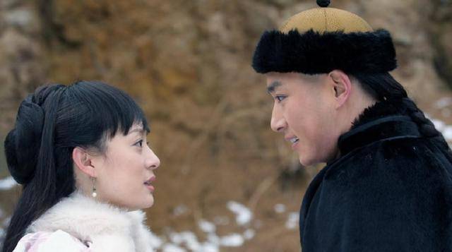 世间的女子,大都希望能遇到一生一世的爱人,他始终与自己比肩,关爱