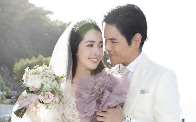 向佐自曝和郭碧婷未领证:婚姻这张纸,真的有那么重要吗