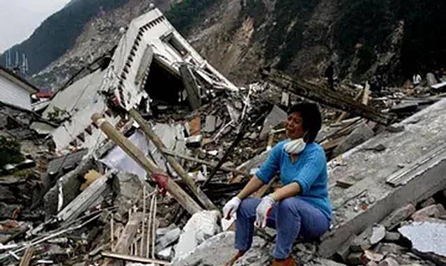 汶川地震后,8万遇难同胞的银行存款和贷款,国家是如何处置的?