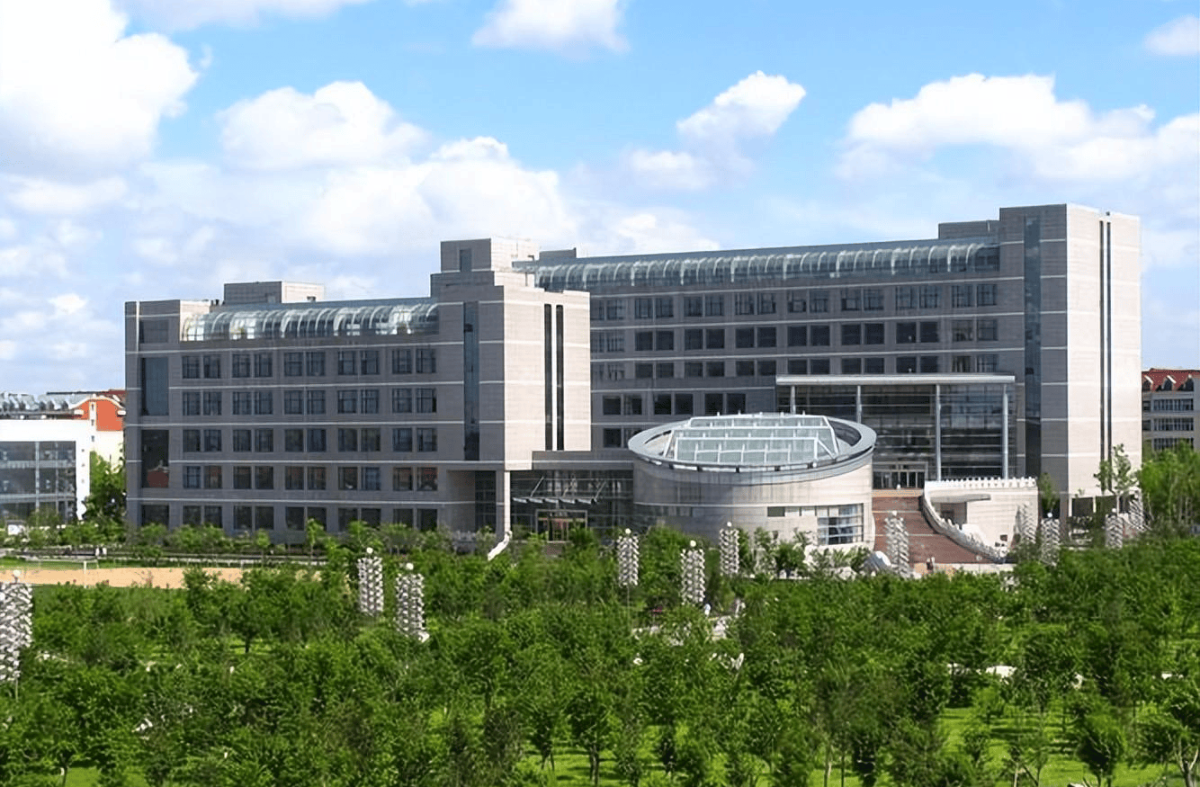 以矿业学科专业为特色的黑龙江科技大学,一本压线分数可读热门专业