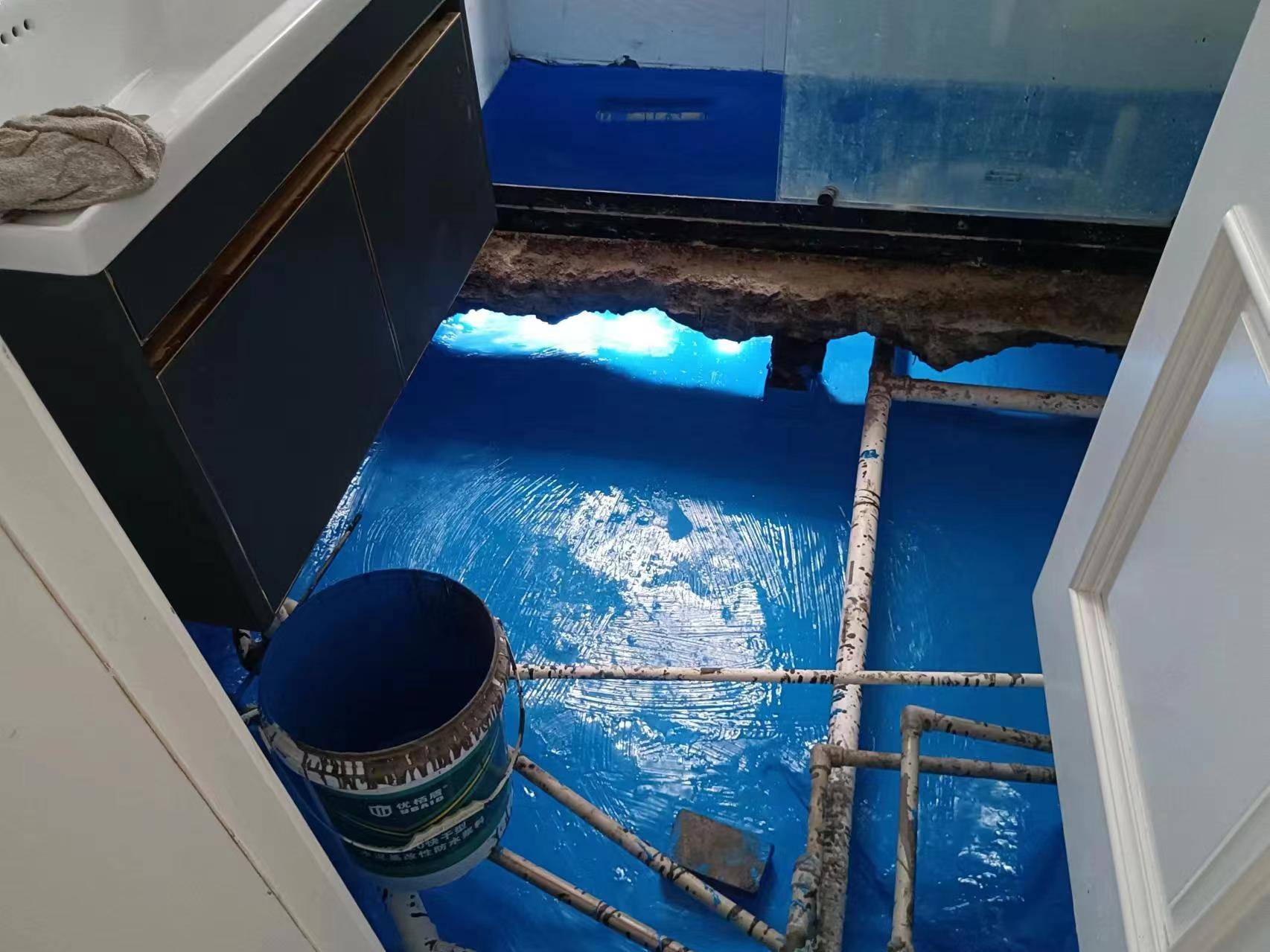 卫生间做好防水,并不是简单的刷几层防水材料_施工_地面_位置