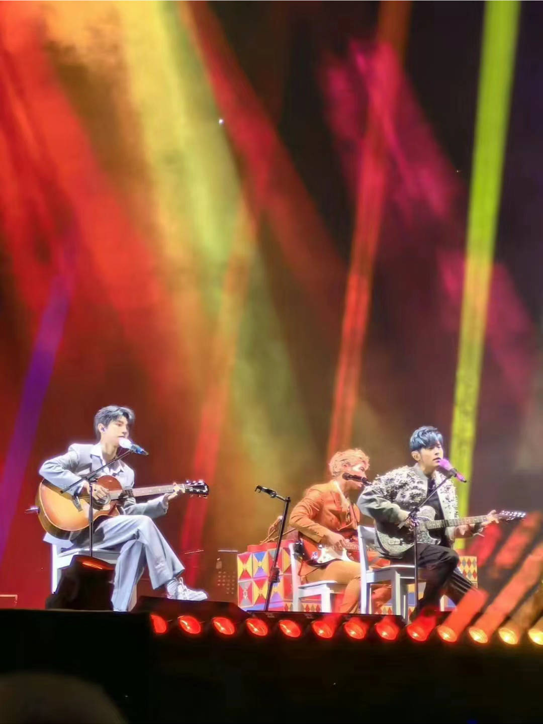 王俊凯又幸福了-王俊凯辛苦