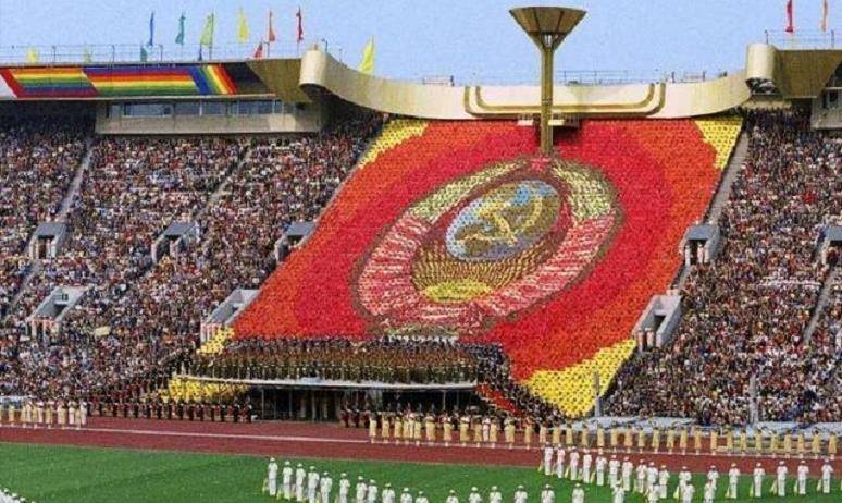 举办新一届奥林匹克运动会,但由于全球疫情影响,不得不推迟到2021年