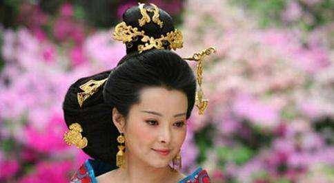 爱妃告状被听闻,皇后大怒打她,笔者:皇帝护妃心切,结果也被打_宋仁宗