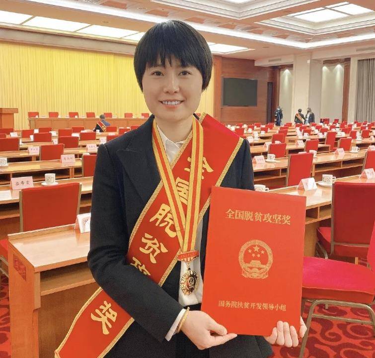 2009年,四川21岁女孩回乡创业,带600户农民致富,年售6000余万