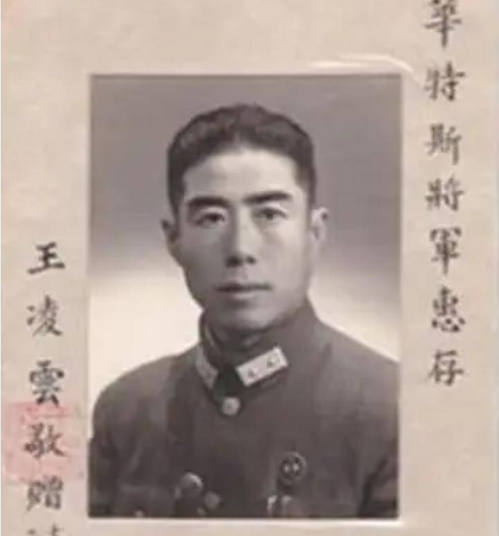 好不容易熬到了天亮,王凌云带着一些银钱再次来到了村里,在他的钞能力