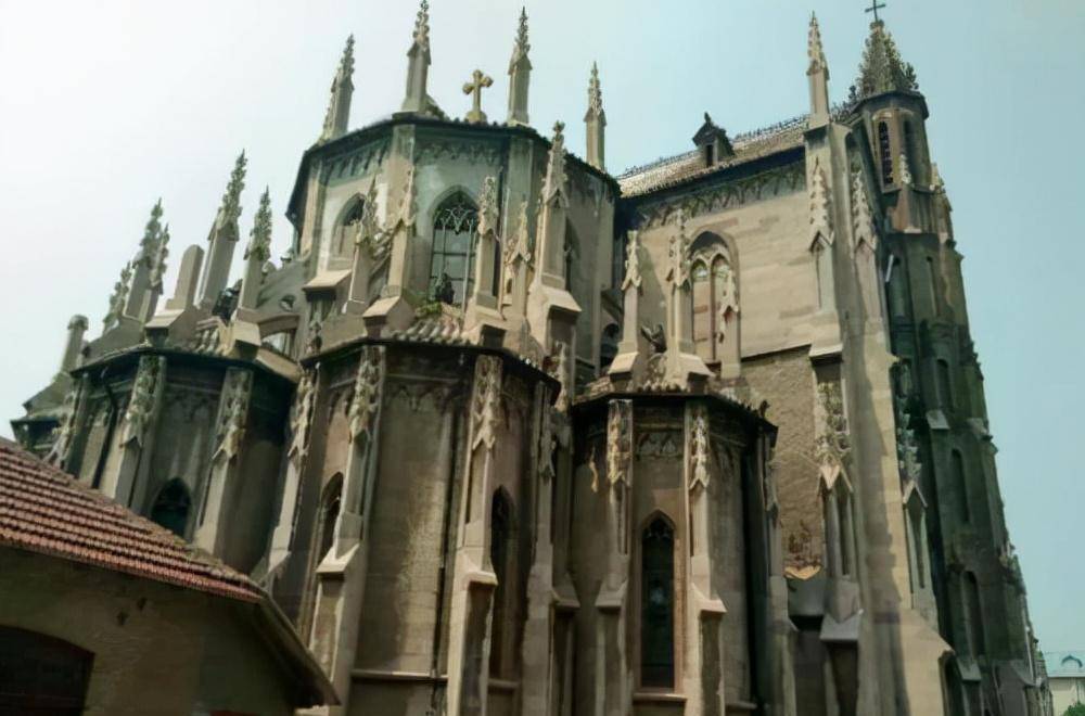 为八路军送药30次,捐10000元建医院,这个外国传教士为何这样做