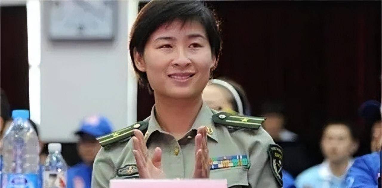 中国首位女宇航员:刘洋返回地球后为爱隐退,如今家庭事业双丰收