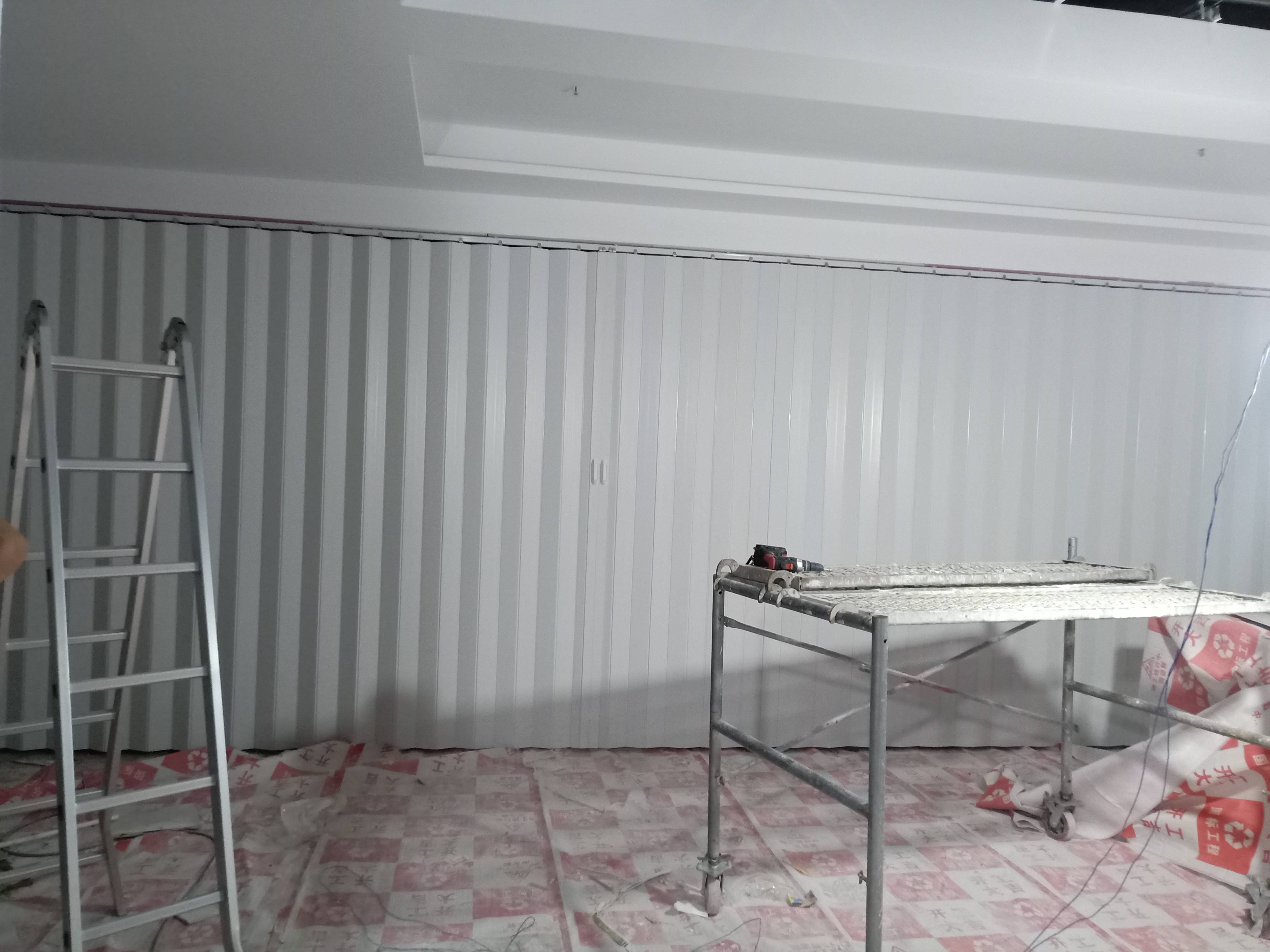 pvc折叠门的优点,pvc折叠门的安装方法,使用场景