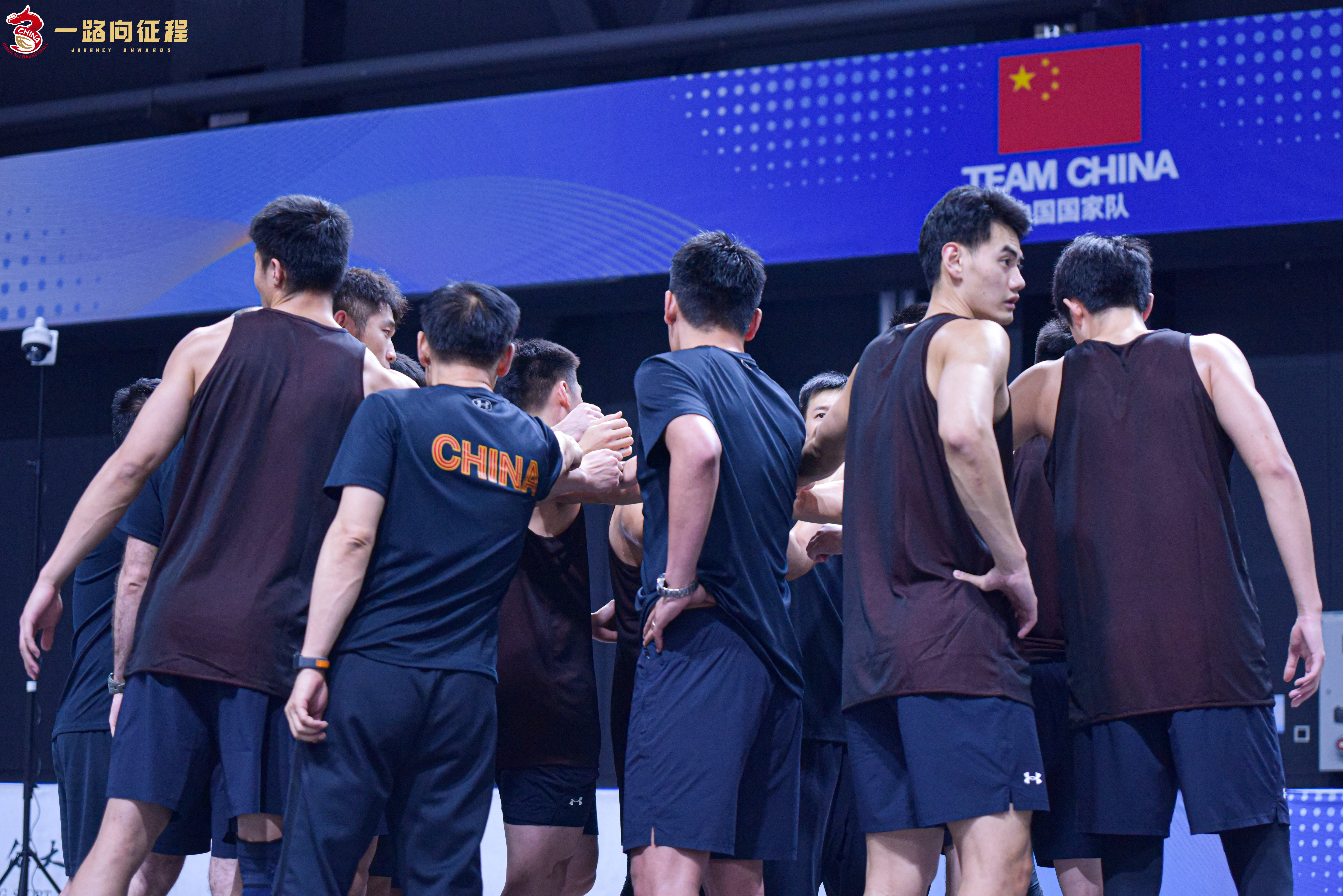 中国三人男篮国家队备战奥运会 张宁:要学会摆脱依赖