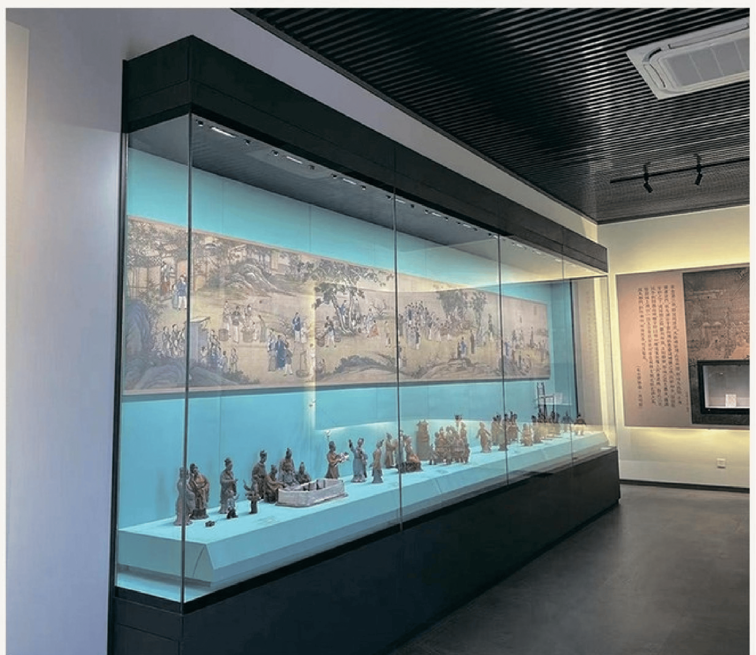 博物馆展柜在展览中起着非常重要的作用