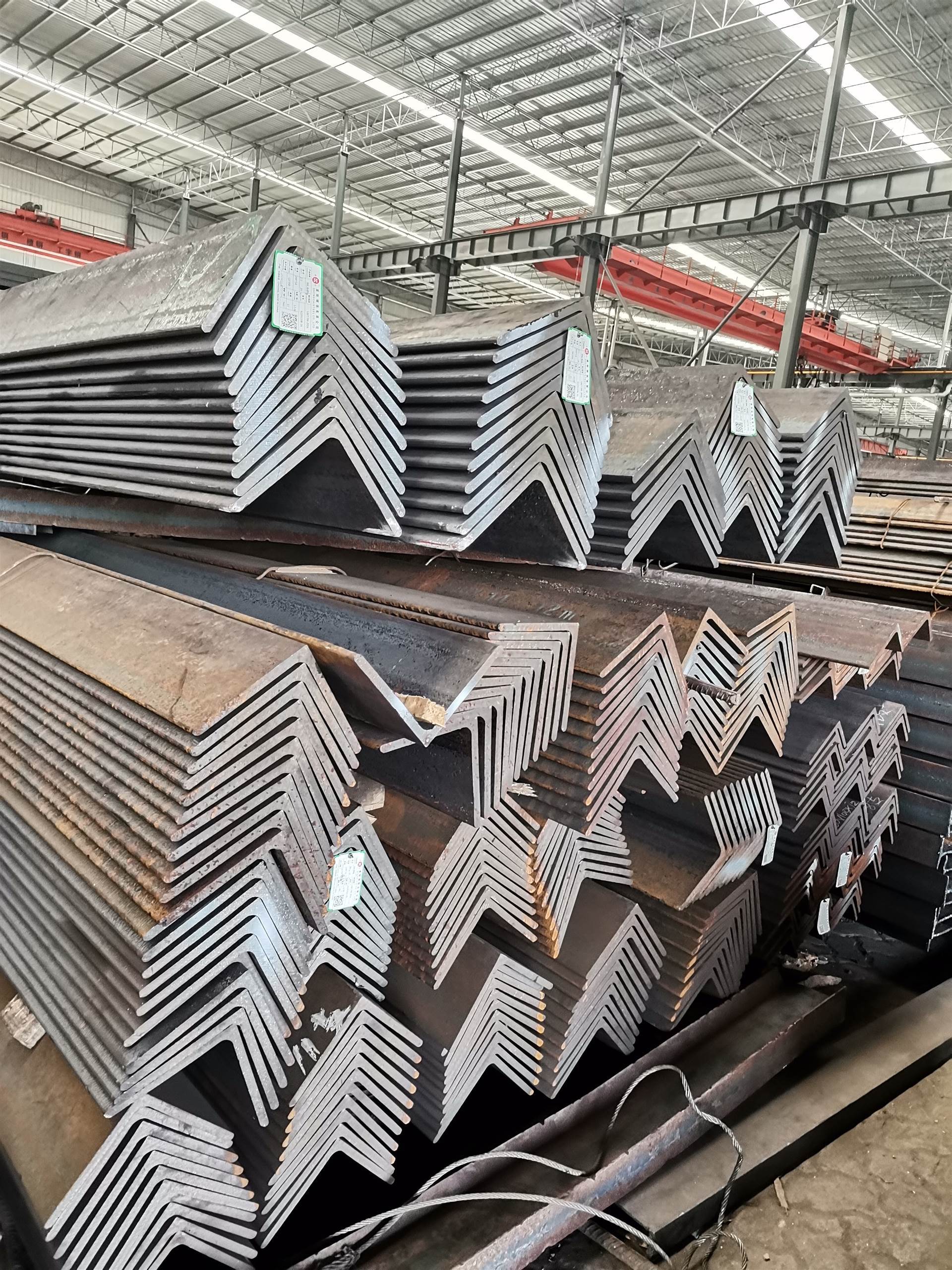 材料干货：Q390B角钢、Q390B角钢广泛应用、Q390B角钢现货型号