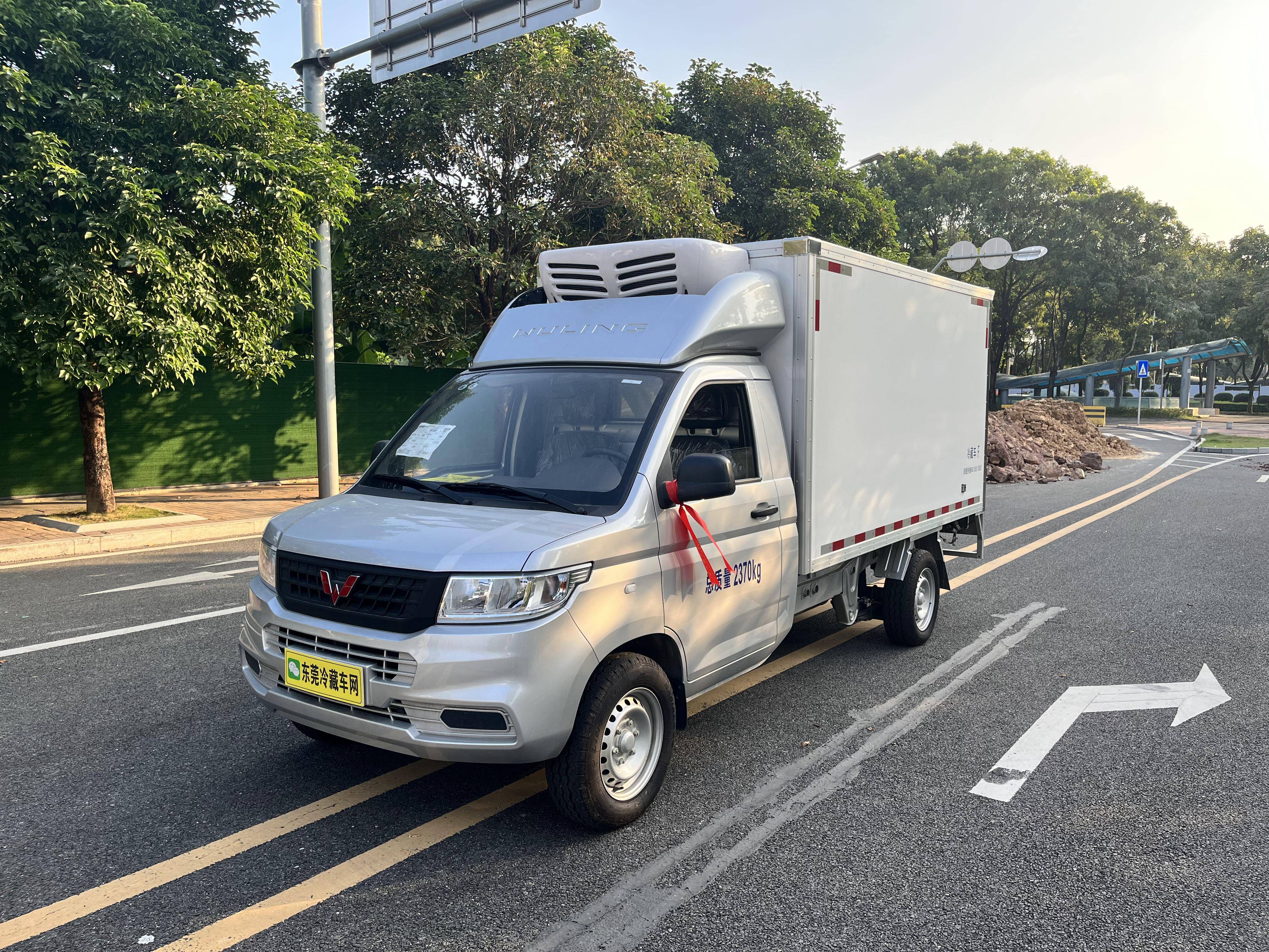 五六集团五菱冷藏车荣耀登陆 东莞冷藏车网