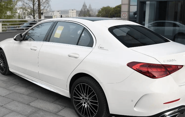 奔驰价格战"大获成功"!