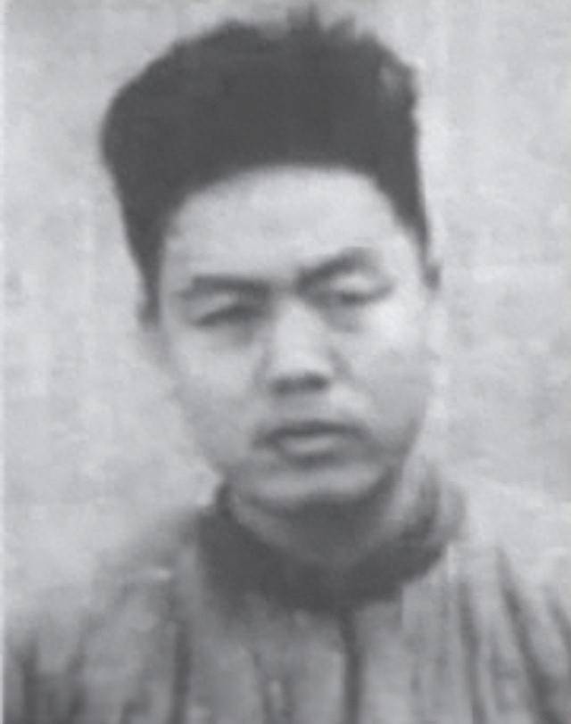 凶手,伪装成农民种田,被一张照片识破身份,他是谁_蒋介石_杨进兴_戴笠