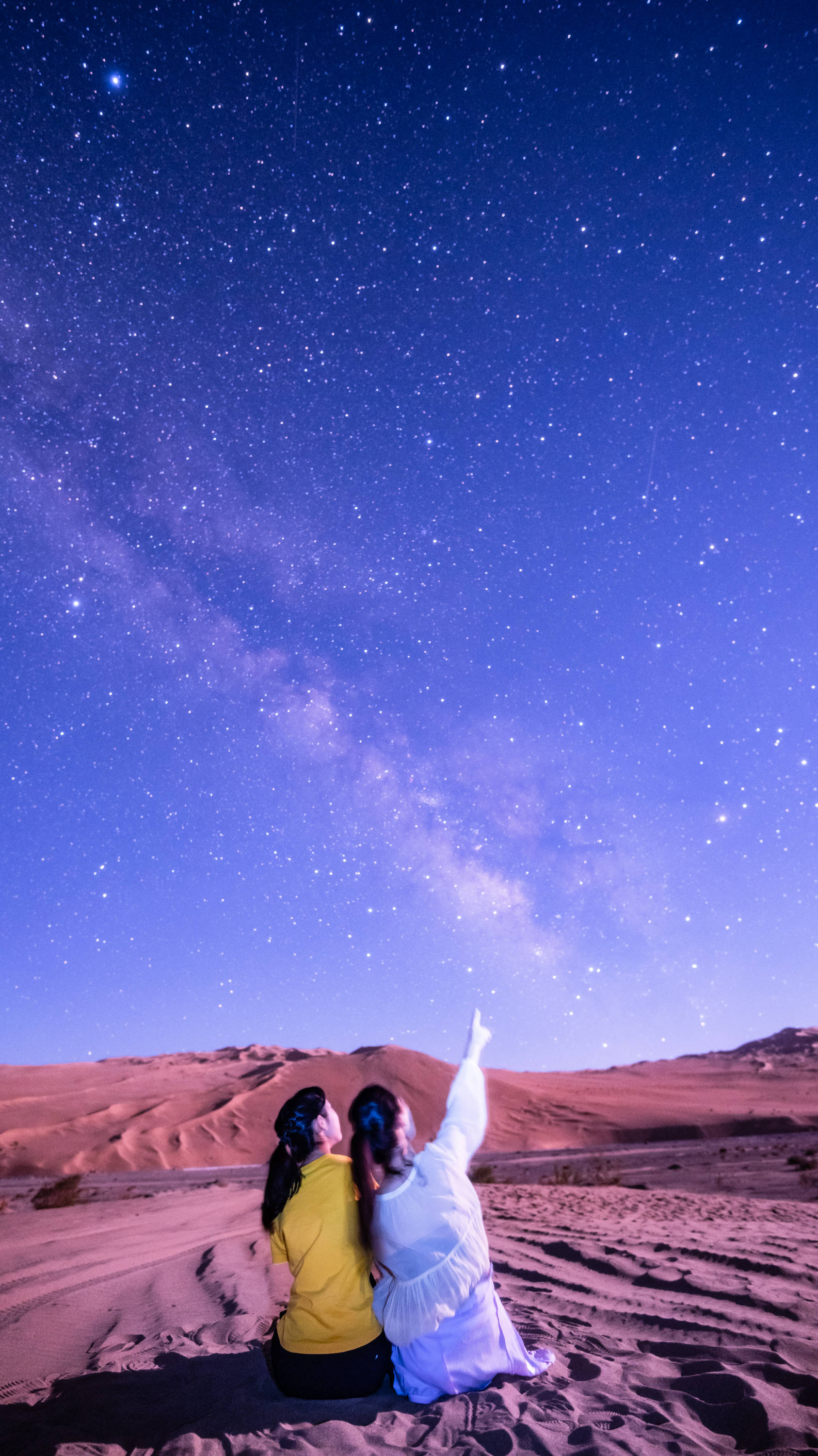 敦煌星空摄影,鸣沙山下的璀璨星河,定格你的梦幻之夜!