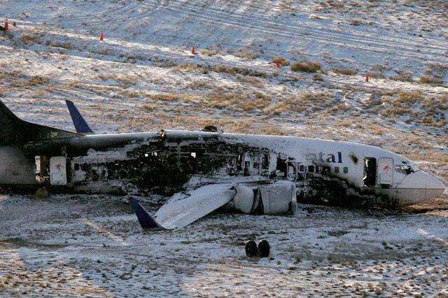 飞机坠毁前乘客能做点什么?主要有以下7种情况,并不是没有希望