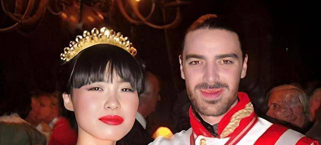 一路逆袭成比利时王妃,李然的现状如何_查尔斯_王子_王室