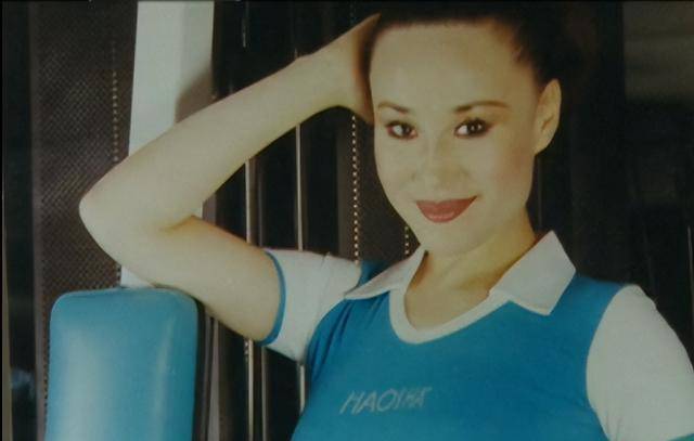岁的健美女皇马华突然离世,死前身上出现大片红紫斑痕_训练_运动_健身