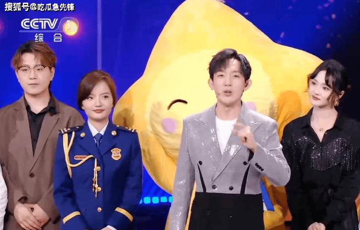 《星光大道》赛程延长,表演缺乏亮点,冠军打感情牌