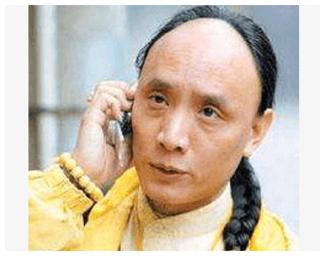 男子自称多尔衮十世孙,为证身份拜访晚清皇室,溥任:别搞特殊化