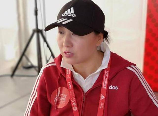 回顾王军霞:三婚后定居美国,让前夫孩子叫现任"爸爸"_训练_马俊仁