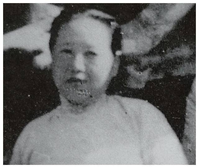蒋介石与结发妻子毛福梅有无感情?陈洁如:新婚头两月是蜜月期