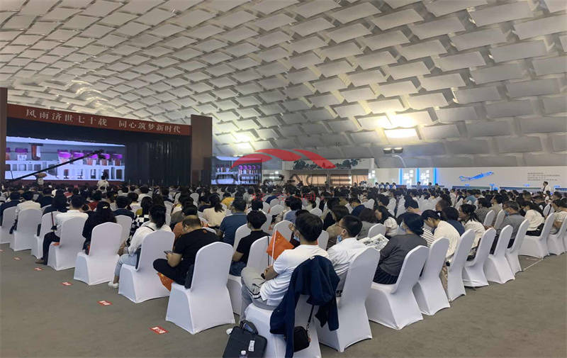 多功能声学气膜馆:解决城市噪音难题的标杆建筑—轻