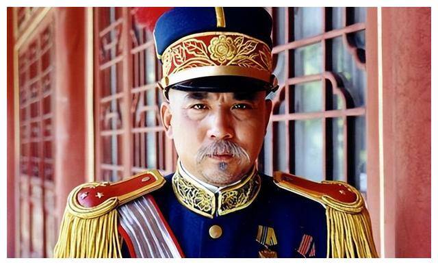 如果袁世凯没有称帝,会拥有怎样的历史地位?后人会如何评价他?