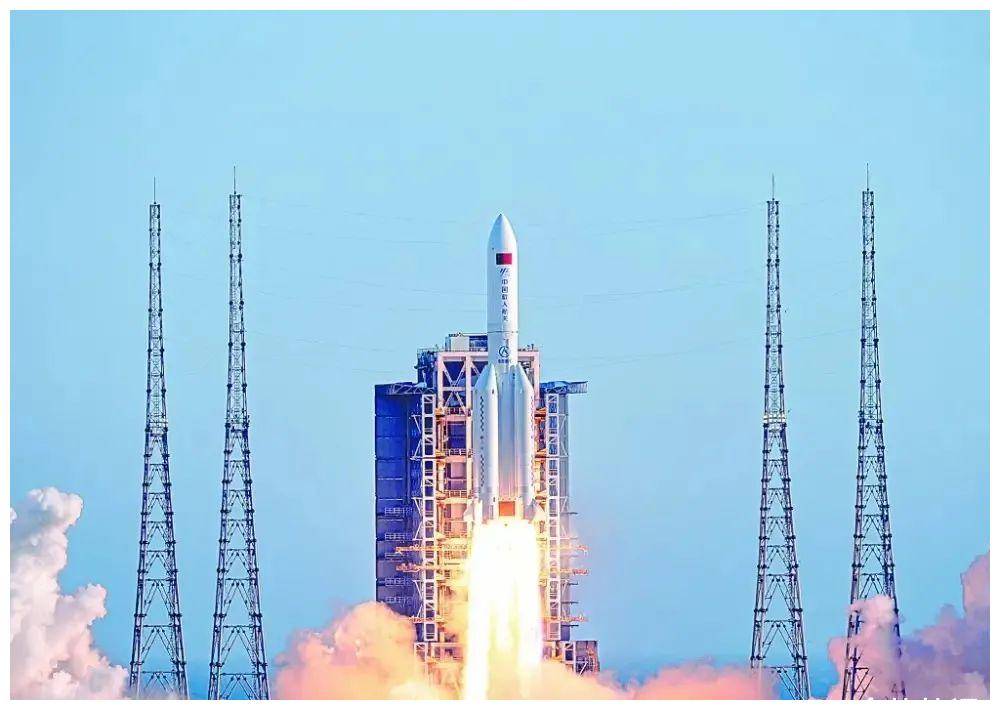 国外媒体关注起我国朱雀二号火箭!称试射在即,全球首款甲烷火箭