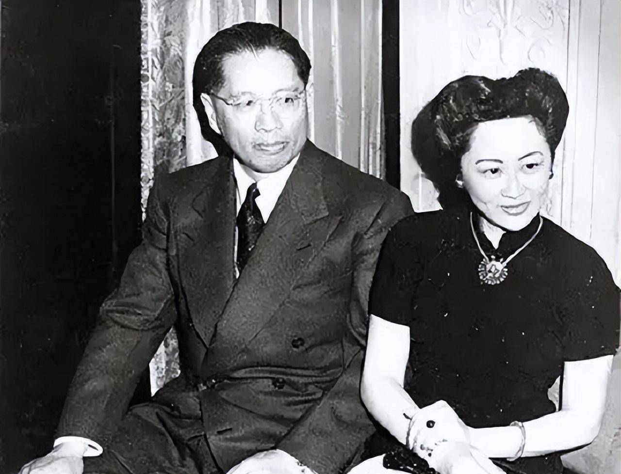 混世魔王孔令侃:看上舅妈亲妹,后娶大17岁二婚女,晚年孤苦无依