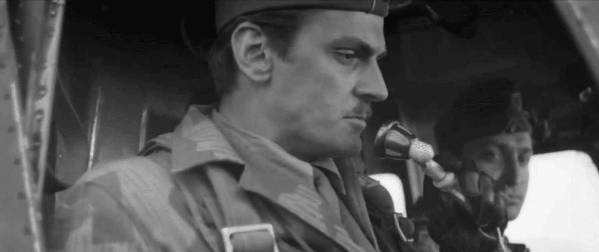 荒唐搞笑的营救行动,晕机的特种兵从天而降,救走蒙圈的墨索里尼