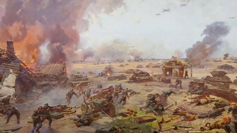 苏军第一个谢尔曼团在库尔斯克:38辆全灭,最后一辆拼掉一辆虎式