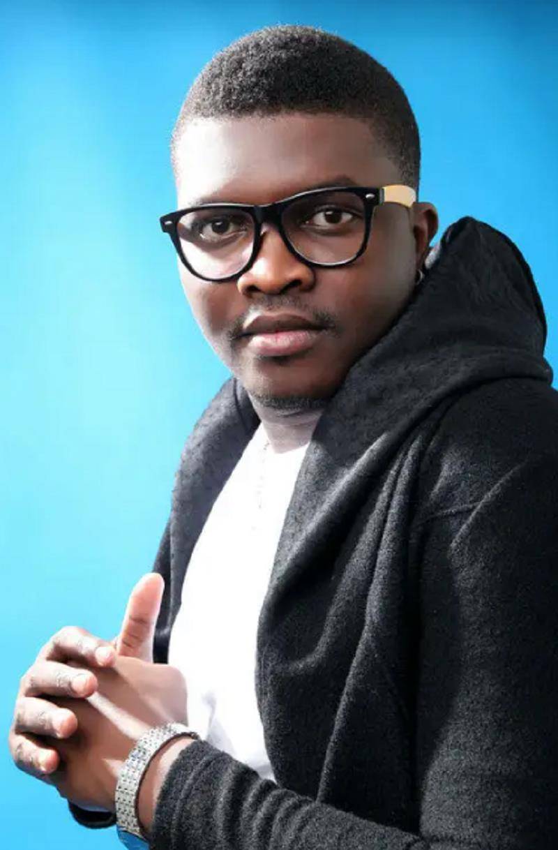 黑人歌手好弟近况:走红后迎娶中国姑娘,今36岁还未取得中国绿卡_哥哥