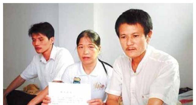 并出具了6封信分别出自上栗县教育局,上栗中学,上栗县桐木镇委员会