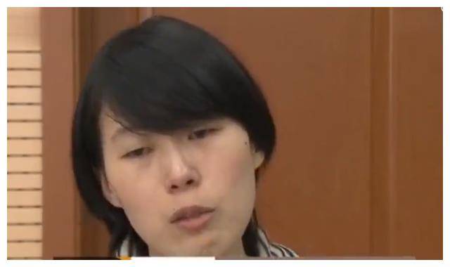 南京一美女为情所困,在公交站愤然开枪"送"走男友_陈迪_李挺_女子
