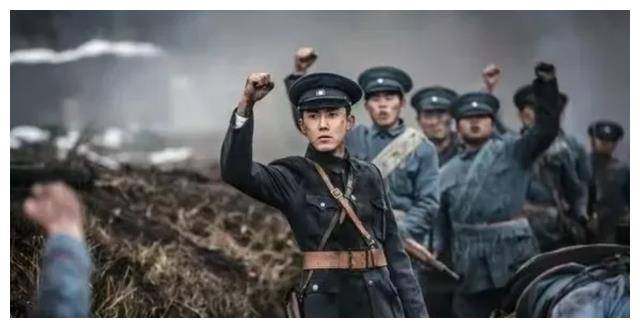 共产国际和我党都反对北伐,鲍罗廷凭啥认为:北伐让蒋介石灭亡?