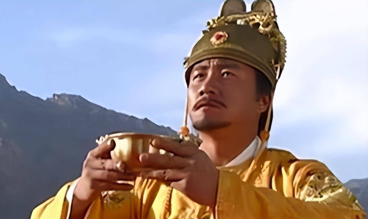 为何朱元璋墓600年来无人敢盗?康熙见一次拜一次,究竟有何玄机