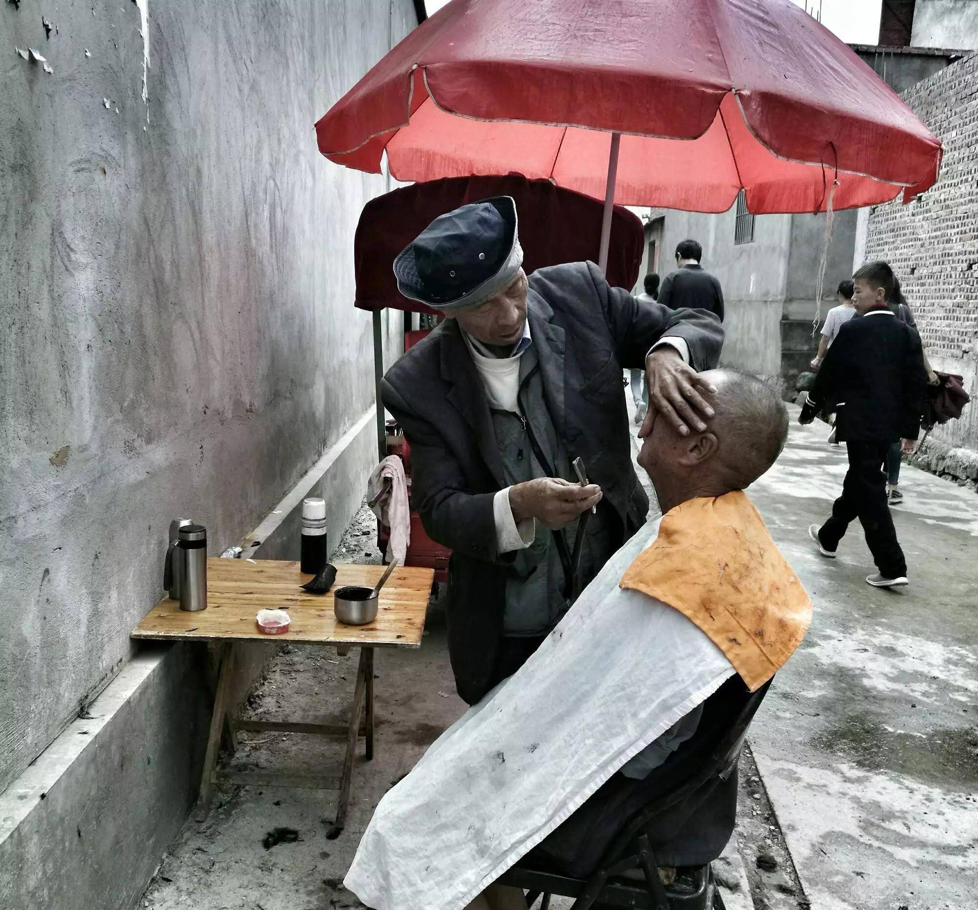 剃头匠.