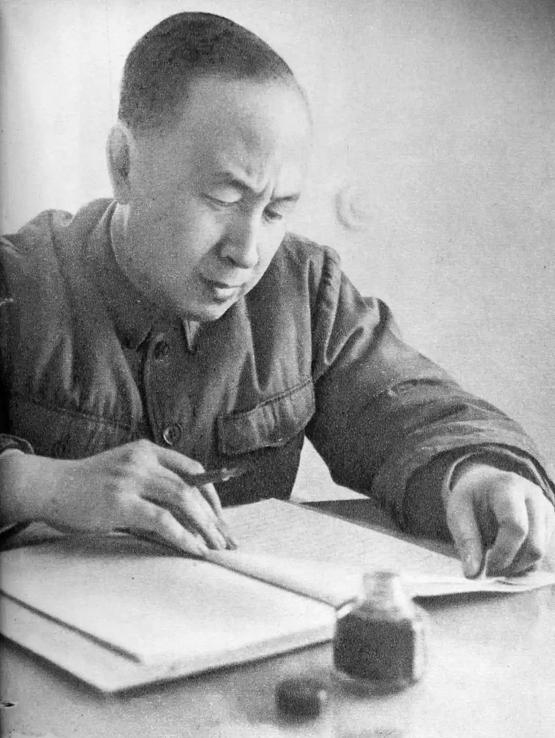 钱学森回国,收到家书提醒切勿下船,回国后却得知家中无人送信