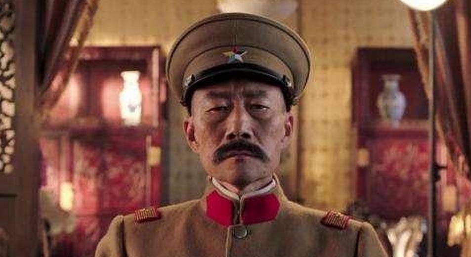 奉军大帅张作霖,也算一代枭雄,只向溥仪磕头跪拜,原因很简单_军阀