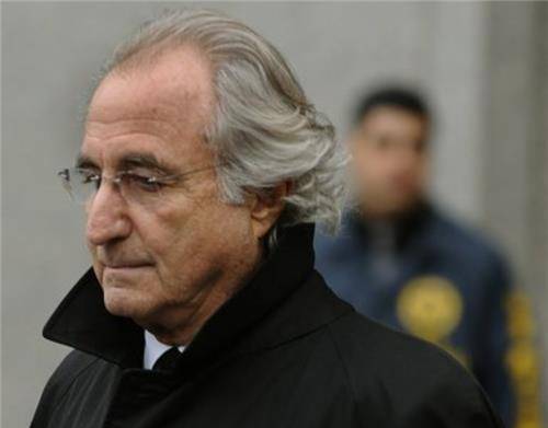 1960年,麦道夫毕业后,带着自己仅有的5000美元创业立了伯纳德·麦道夫